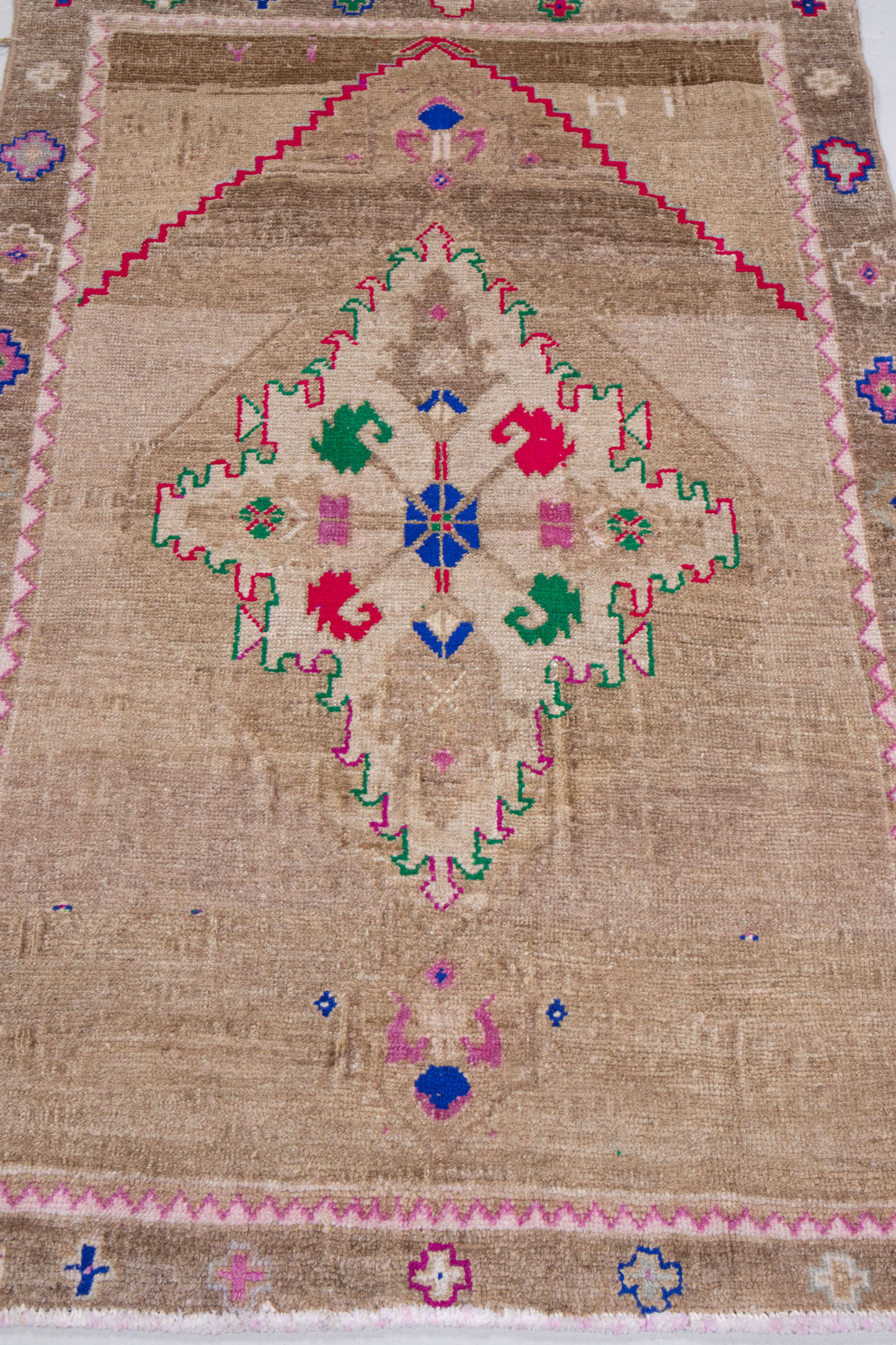 Vintage Turkish Rug - Heir Looms Vintage Rugs