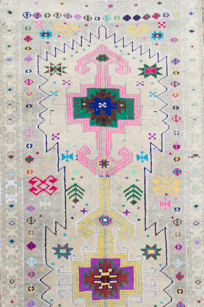 Vintage Herki Rug - Heir Looms Vintage Rugs