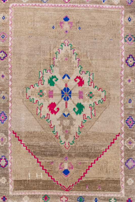 Vintage Turkish Rug - Heir Looms Vintage Rugs