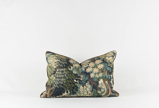 Yudi Pillow - Tapestry Pillow with velvet backing and piping